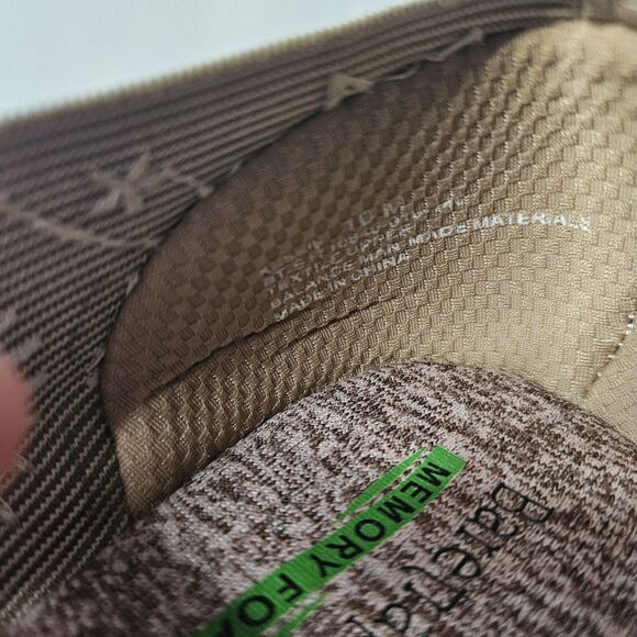 BARETRAPS Embroidered Slip On Sneaker Sz10 Tan grey Memory Foam - Picture 6 of 7